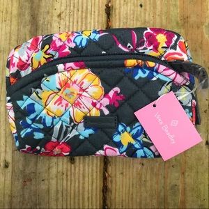 Vera Bradley Iconic Cosmetic